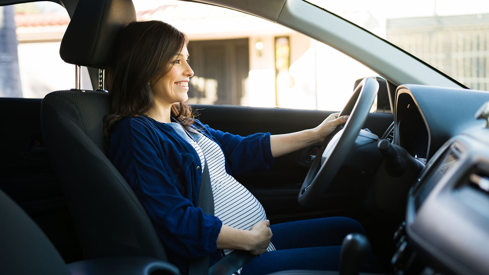 Tips for safer driving while pregnant